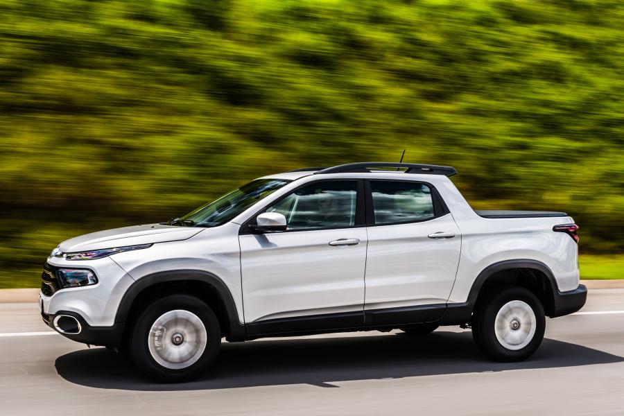  Fiat Toro Freedom 1.8 Flex AT6 2016 года  (фото 31 из 32)